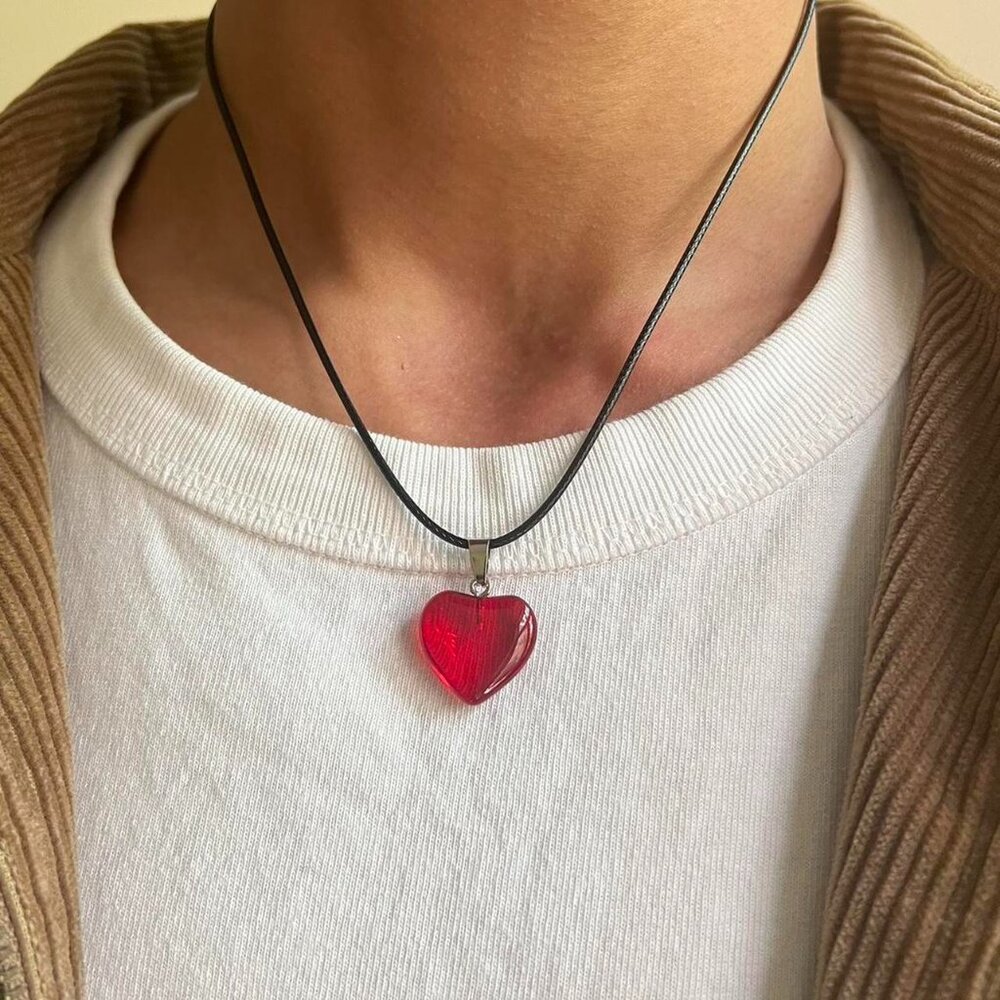 y2k 2000s vintage silver cute red heart pendant chain necklace
